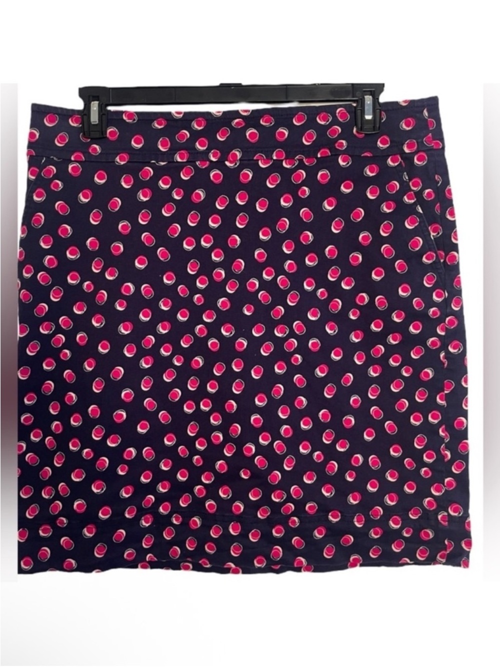 Talbots
Talbots Polka Dot Pencil Skirt
Navy Blue White Magenta Circles Size 16 - Picture 10 of 11